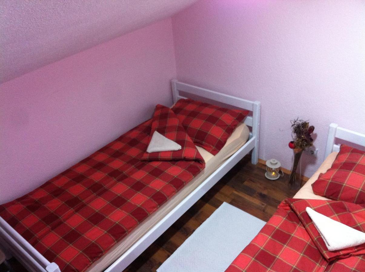 Pansion Zeyno Hotel Sarajevo Habitación foto